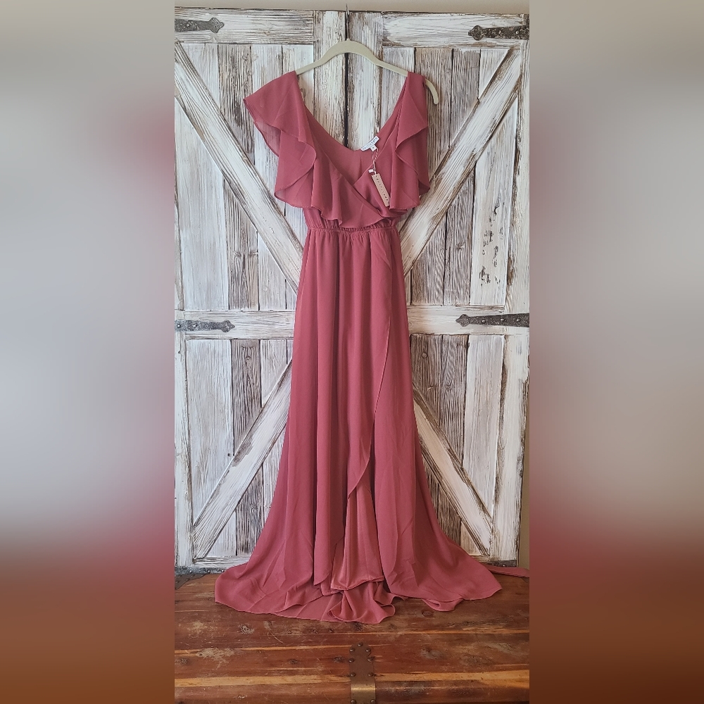 Maxi dress- never worn - Picture 1 of 3